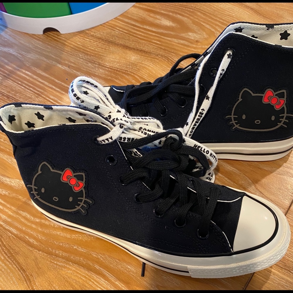 Converse x Hello Kitty Adult Chuck 70 High Top